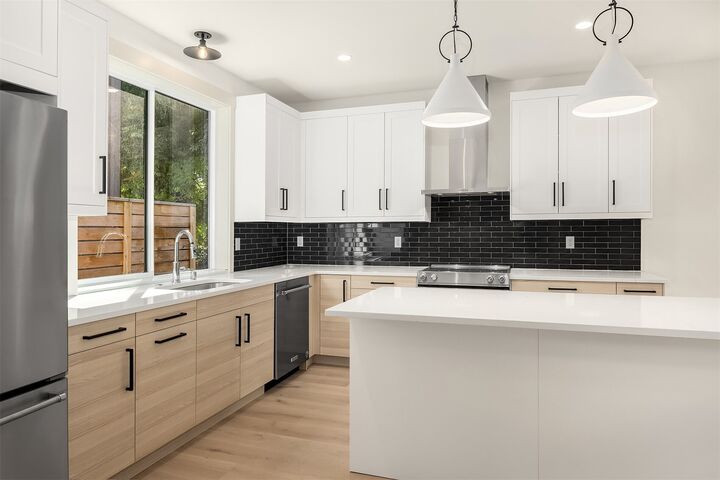 Property Photo:  1257 NE 100th Street  WA 98125 