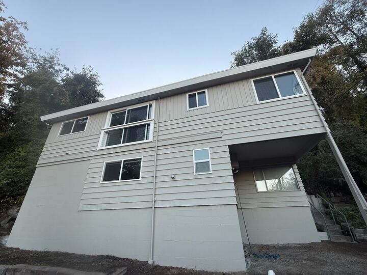 Property Photo:  3128 SW Admiral Way  WA 98126 