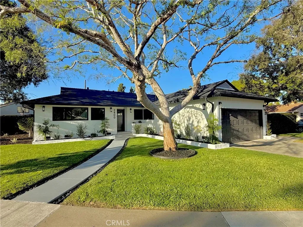Property Photo:  2400 Terraine  CA 90815 