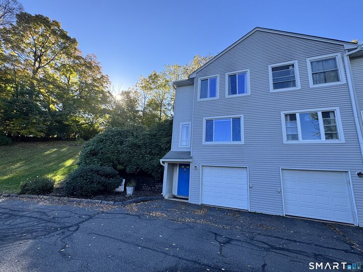 Property Photo:  111 Knowles Avenue 111  CT 06457 