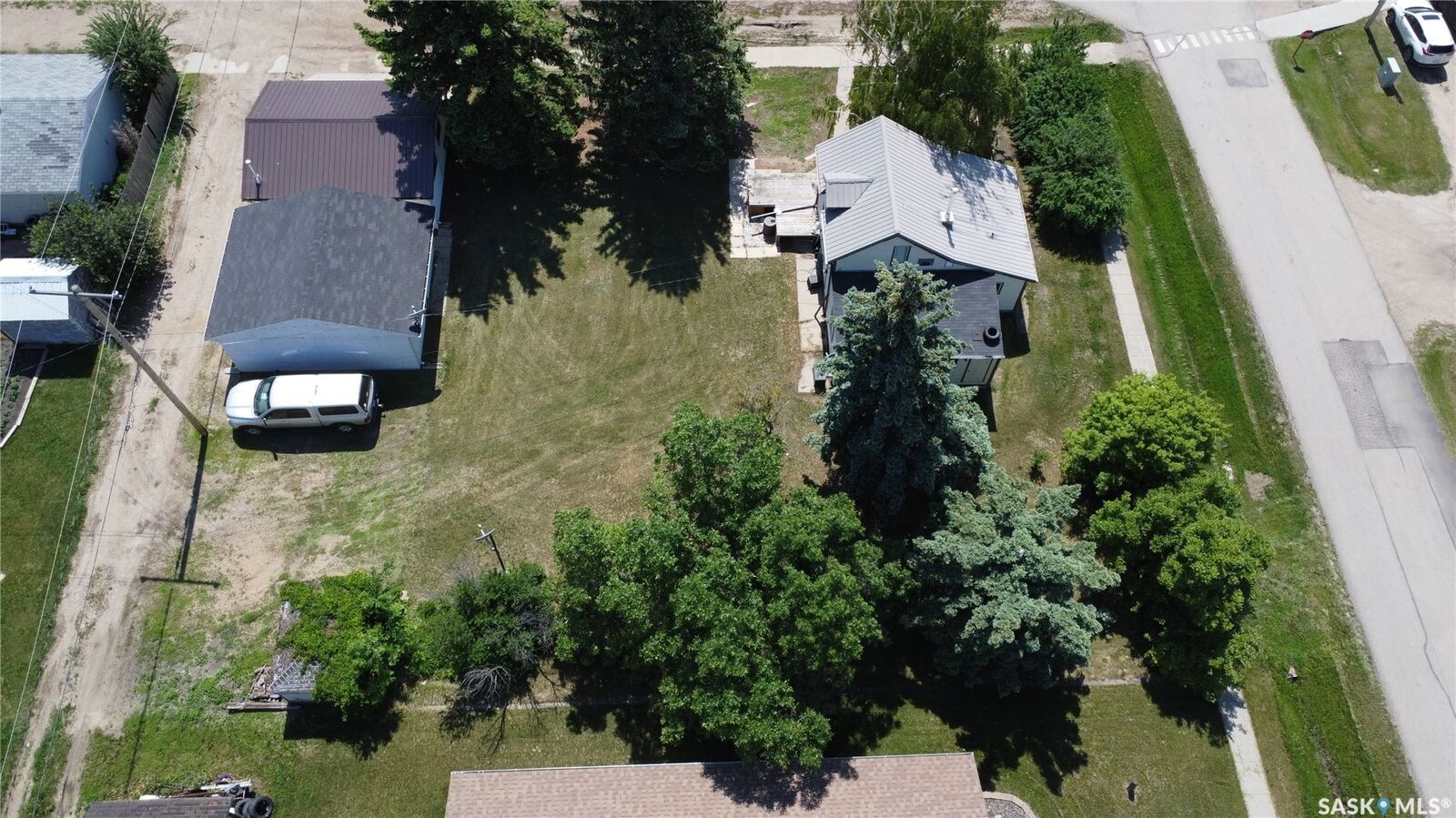 Property Photo:  307 Missouri Avenue  SK S0G 5J0 