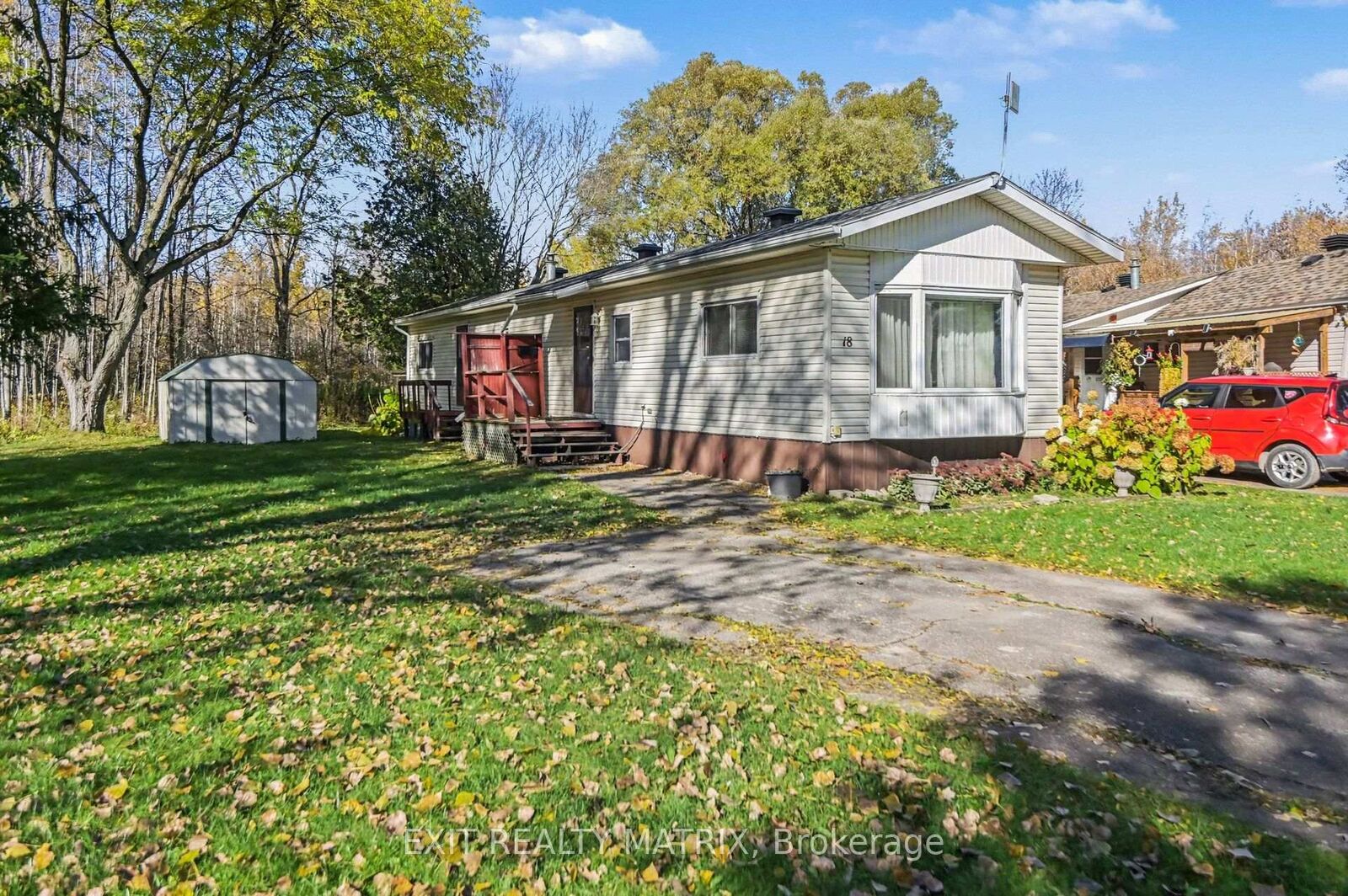 Property Photo:  8891 Lynnwood Park Private  ON K0A 1V0 