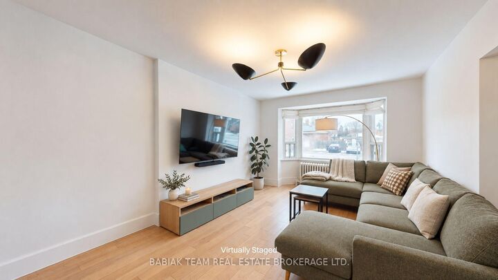 Property Photo:  474 Old Weston Road  ON M6N 3B1 