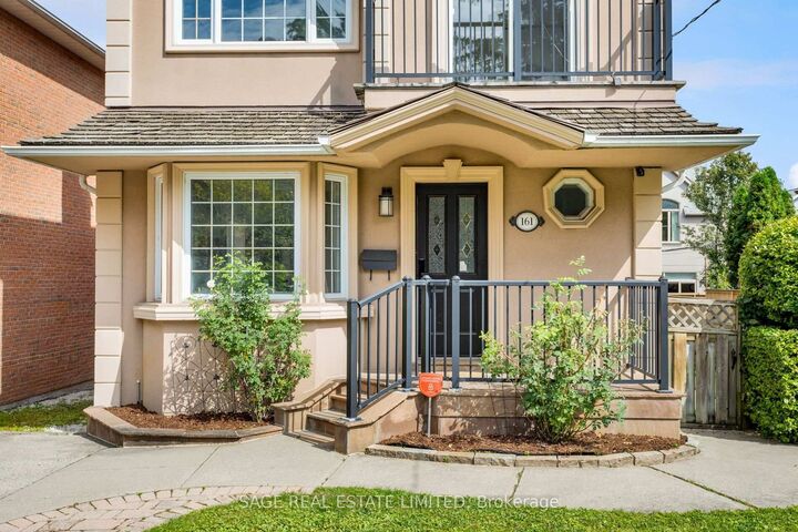 Property Photo:  161 Banff Road  ON M4P 2P9 