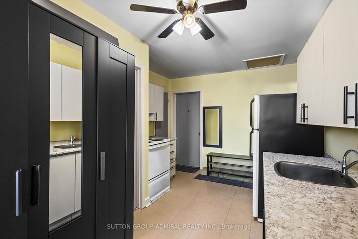 Property Photo:  6745 Main Street 2  ON L4A 6B5 