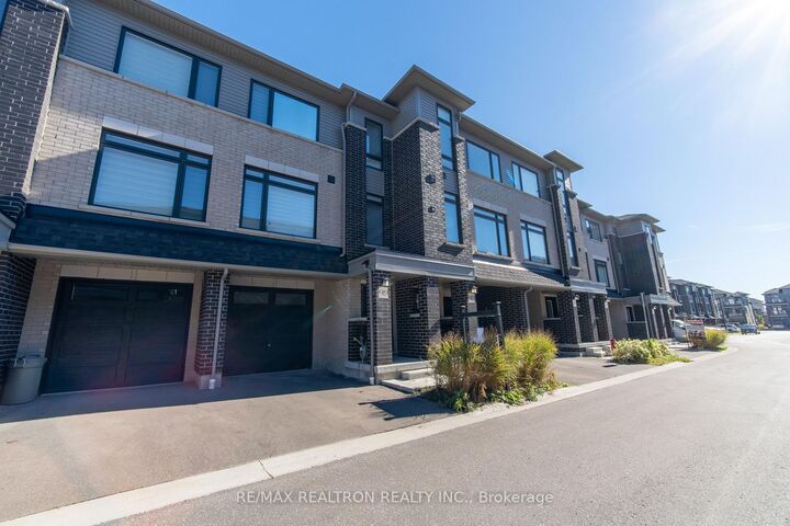 Property Photo:  69 Emmas Way  ON L1R 3K4 
