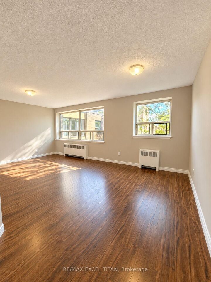 Property Photo:  468 Ottawa Street 335C  ON L8H 4A6 