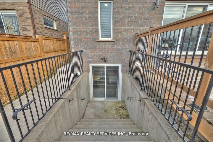 Property Photo:  6045 Ernest Crescent Bsmt  ON L2H 0H9 