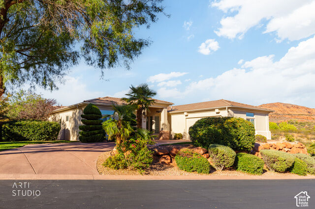 Property Photo:  1392 W Cedar Dr  UT 84770 