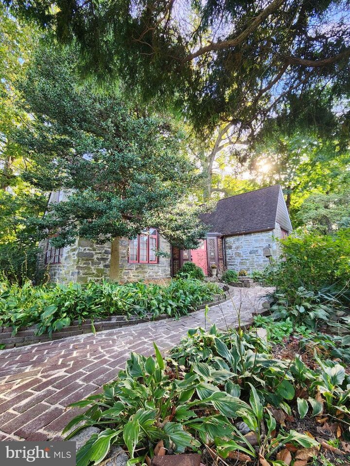 Property Photo:  612 Beverly Boulevard  PA 19082 