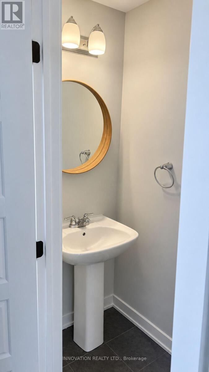 Property Photo: 625 Allied Mews ON K2S 3A1