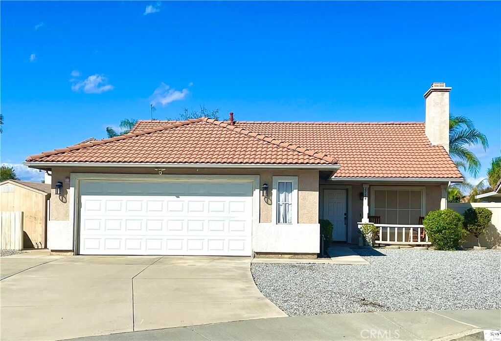 Property Photo: 2724 Cambridge CA 92545