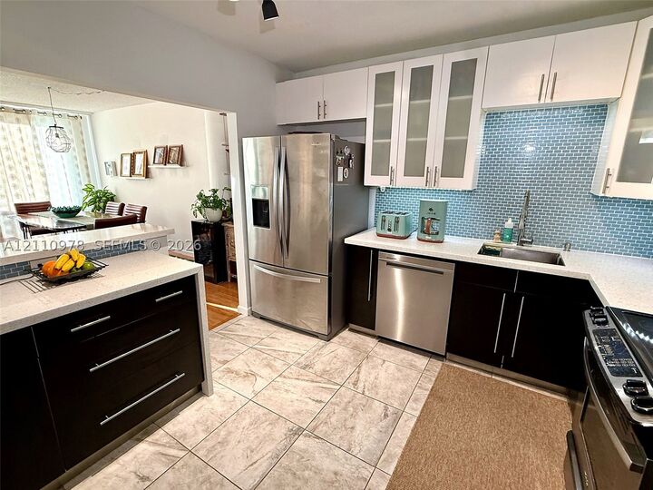 Property Photo:  900 Bay Dr 225  FL 33141 