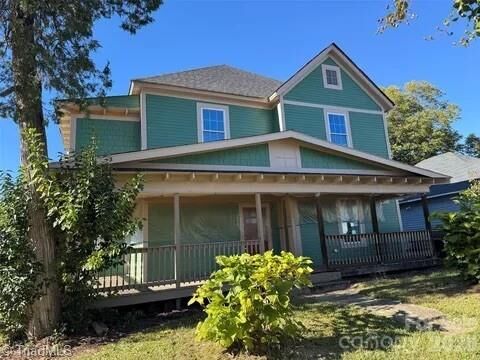 Property Photo:  1300 N Main Street  NC 28144 