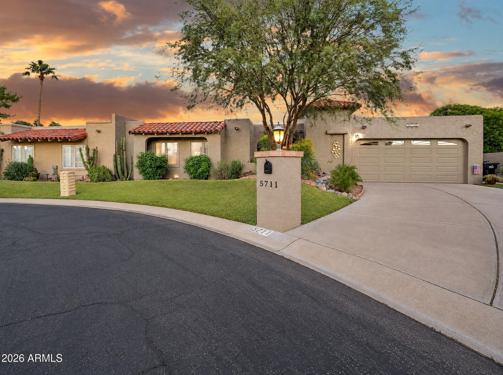 Property Photo:  5711 N 73rd Street  AZ 85250 