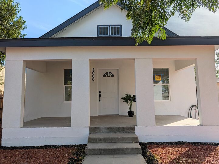 Property Photo:  2060 E Clay Avenue  CA 93701 
