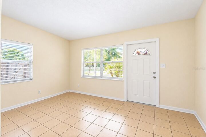 Property Photo:  4151 Neptune Drive SE  FL 33705 