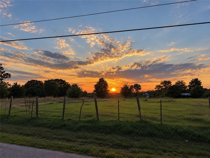Property Photo:  1.11 Acres E Lake View Road  AR 72762 