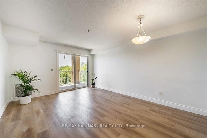 Property Photo:  684 Warden Avenue 305  ON M1L 4W4 