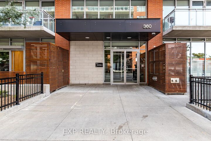 Property Photo:  360 McLeod Street 907  ON K2P 1A9 