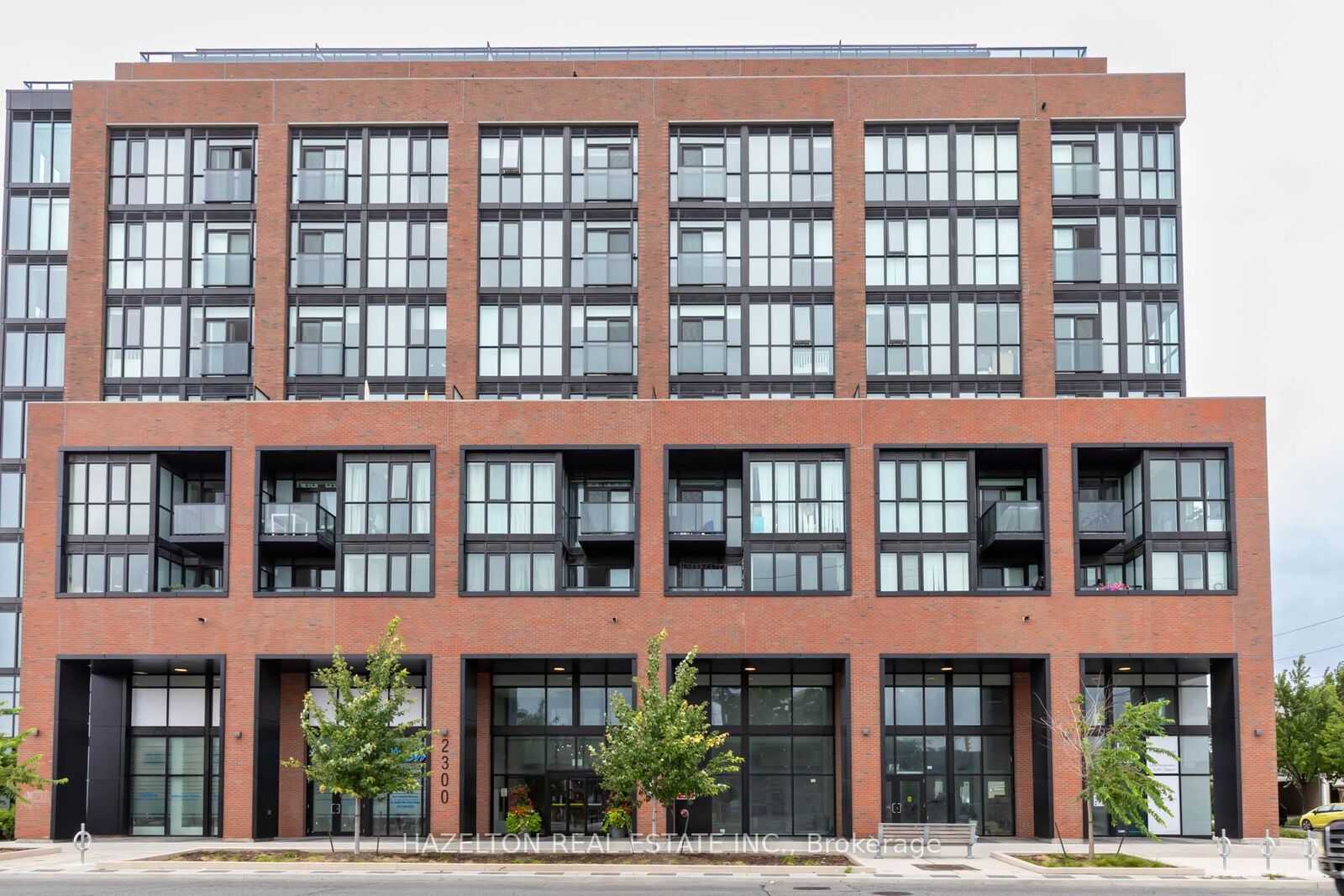Property Photo:  2300 St. Clair Avenue W 905  ON M6N 1K8 