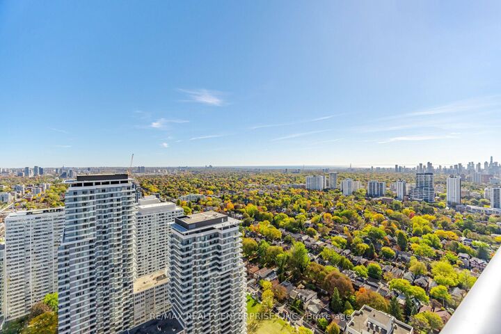 Property Photo:  2191 Yonge Street 4501  ON M4S 3H8 