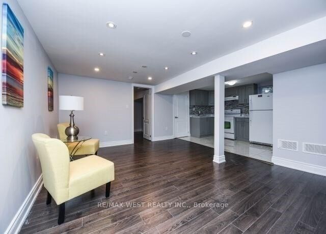 Property Photo:  12 Duke Road Bsmt  ON L6T 3J9 