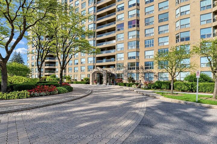 Property Photo:  1800 The Collegeway N/A Gt04  ON L5L 5S4 