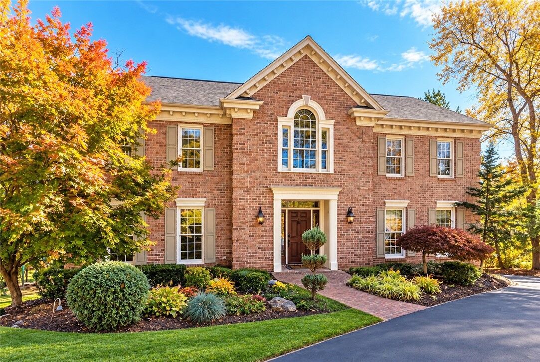 Property Photo: 105 Wiltshire Lane PA 15317