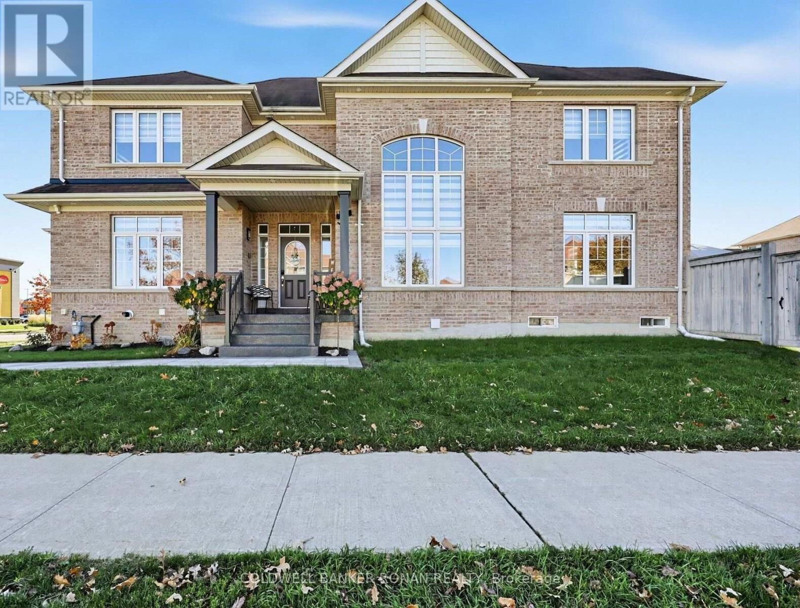 Property Photo:  16 Hawke Crescent  ON L0G 1W0 