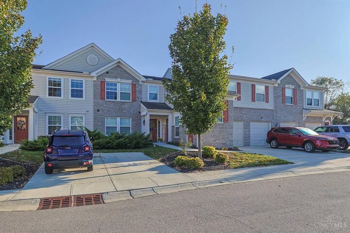 Property Photo: 206 River Ridge IN 47025