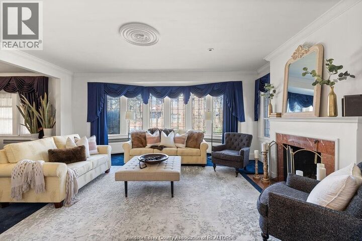 Property Photo: 2203 Victoria Avenue ON N8X 1R2