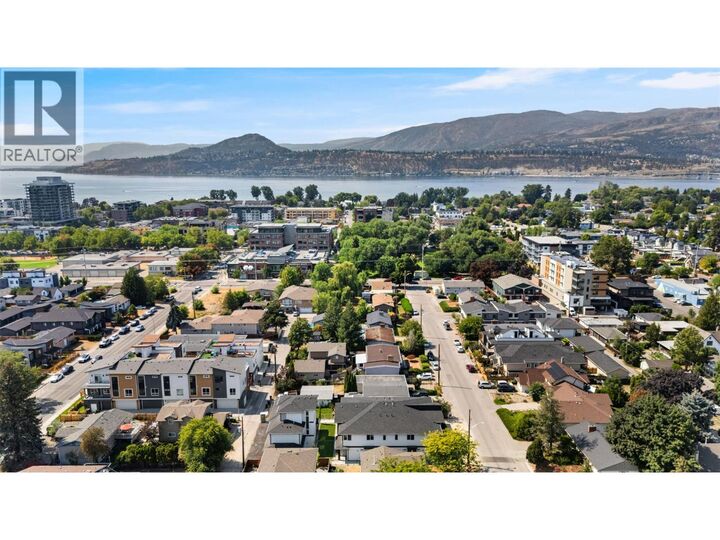 Property Photo:  773 Kinnear Avenue 5  BC V1Y 5B2 