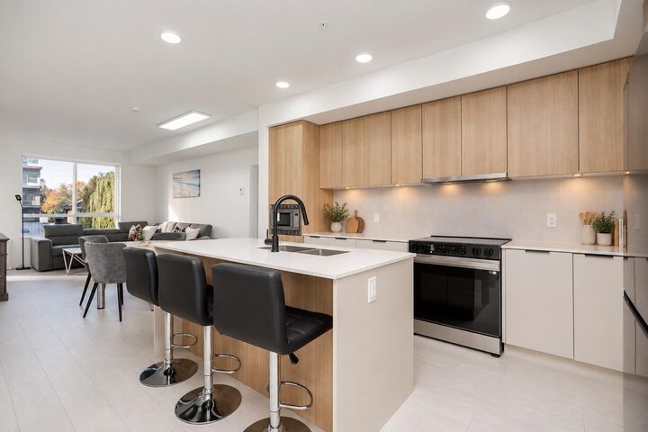 Property Photo: 9456 134 Street 221 BC V3V 0G8