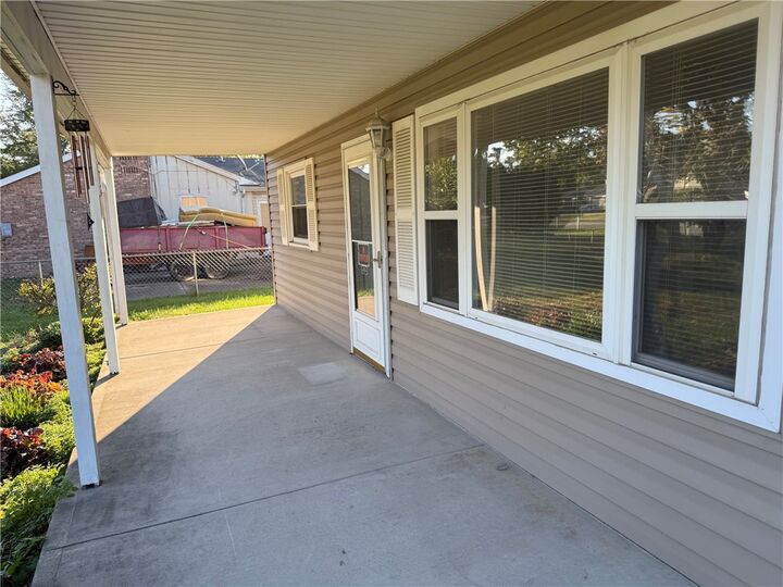 Property Photo:  1406 Pershing Avenue  OH 45044 