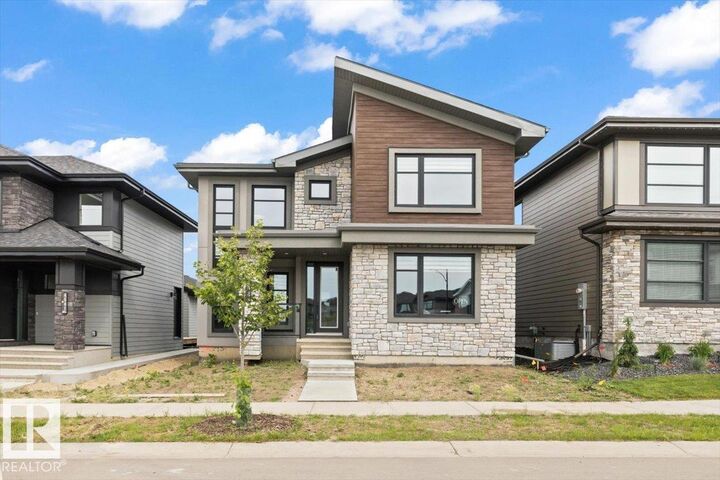 Property Photo:  4543 Knight Wynd SW  AB T6W 4B7 