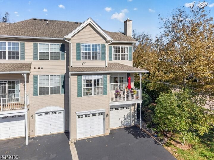 Property Photo:  2 Windham Ct  NJ 08822 