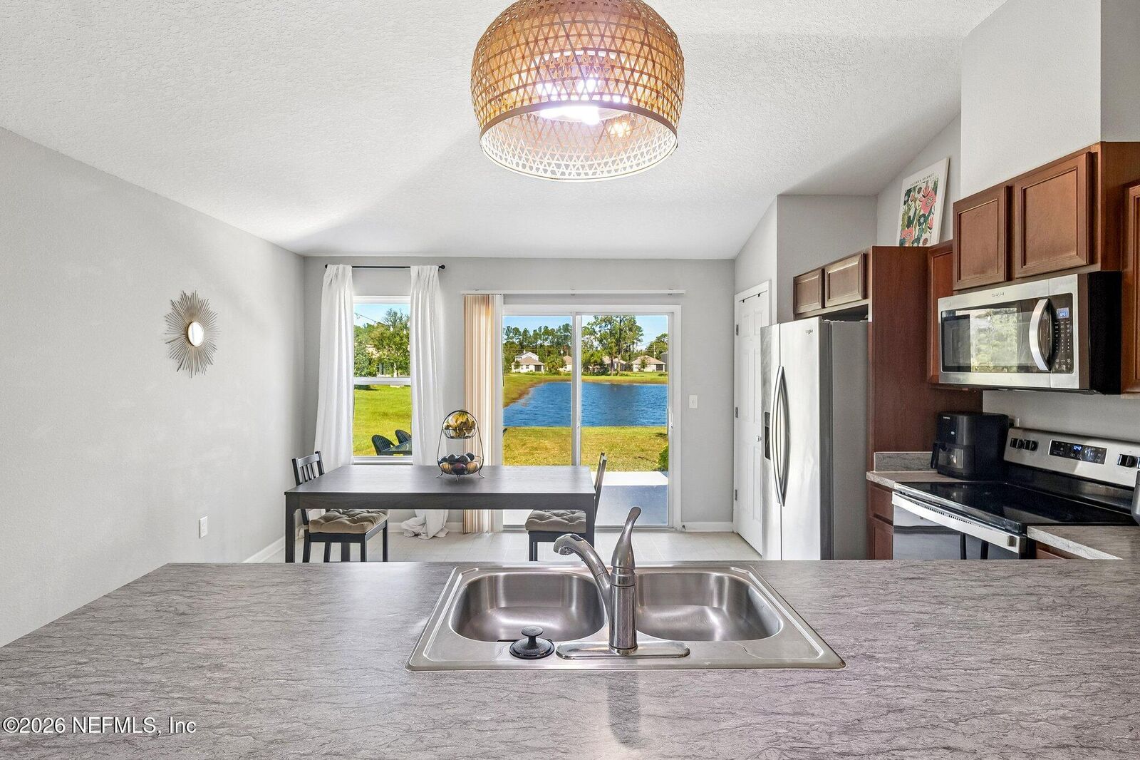 Property Photo: 1839 Maxine Branch Way FL 32218