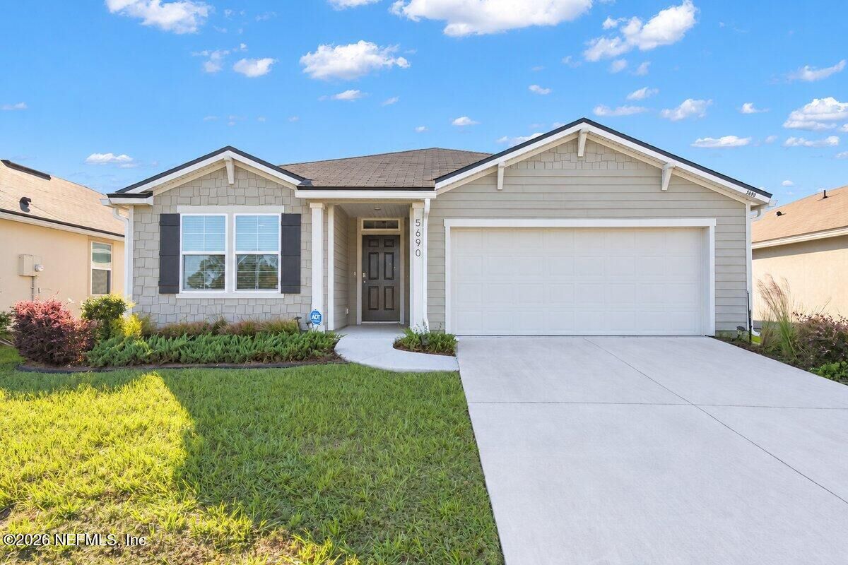 Property Photo:  5690 Hollow Birch Drive  FL 32219 