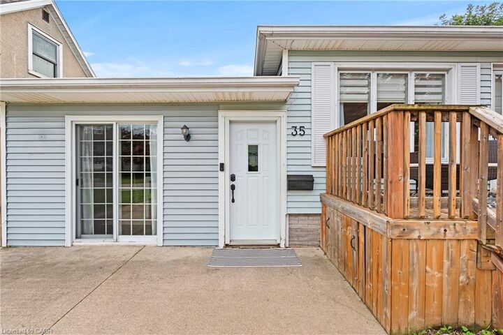 Property Photo:  35 Kinsey Street  ON L2S 1C9 