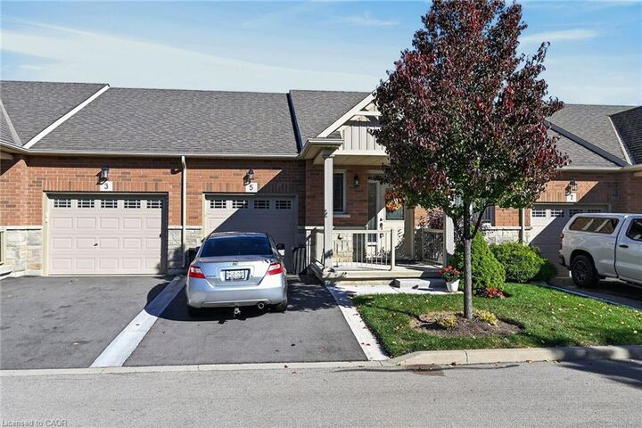 Property Photo:  5 Hillgartner Lane  ON L0R 1C0 