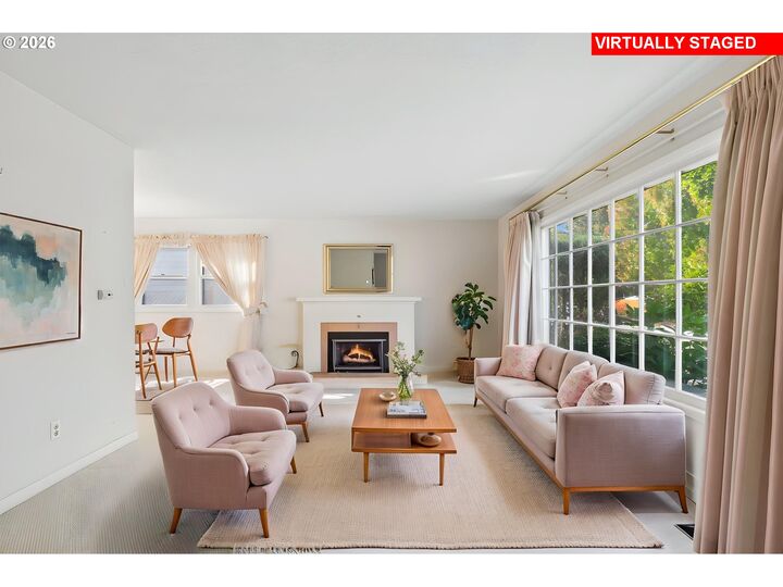 Property Photo: 4020 SE Lexington St OR 97202