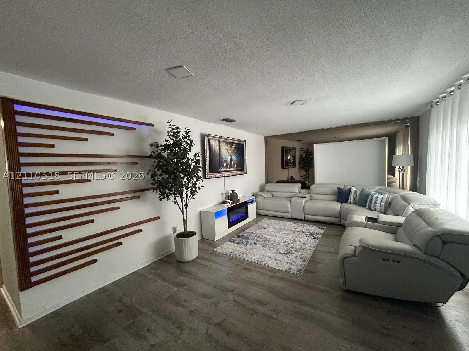 Property Photo:  11040 SW 5th St 1B  FL 33174 
