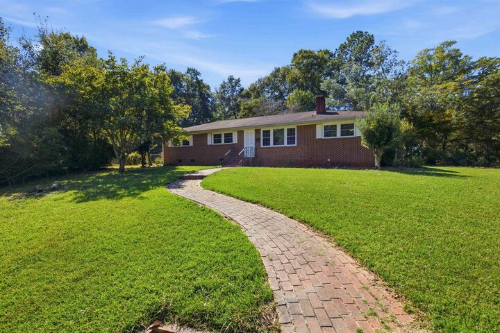 Property Photo:  309 Eskew Cir Circle  SC 29621 