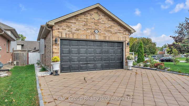 Property Photo:  470 Marconi Boulevard  ON N5V 5E4 