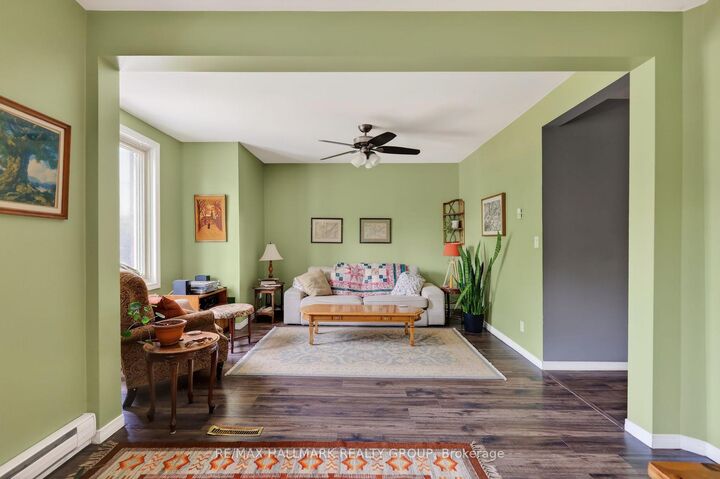 Property Photo:  50 Aylmer Avenue 2  ON K1S 2X1 