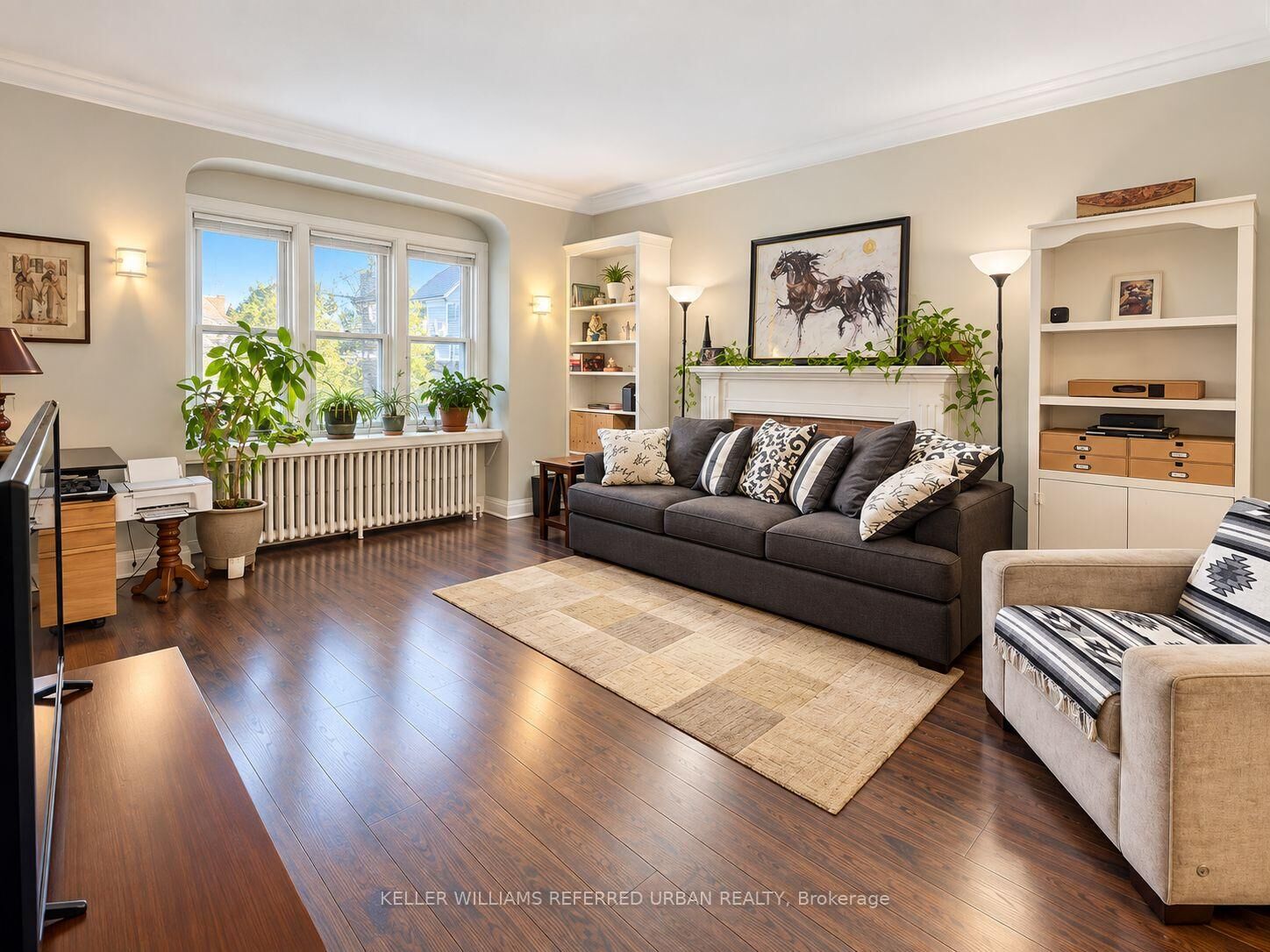 Property Photo:  1227 Avenue Road Upper  ON M5N 2G5 