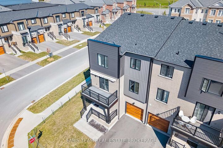 Property Photo: 38 Silo Mews ON L9J 0V3