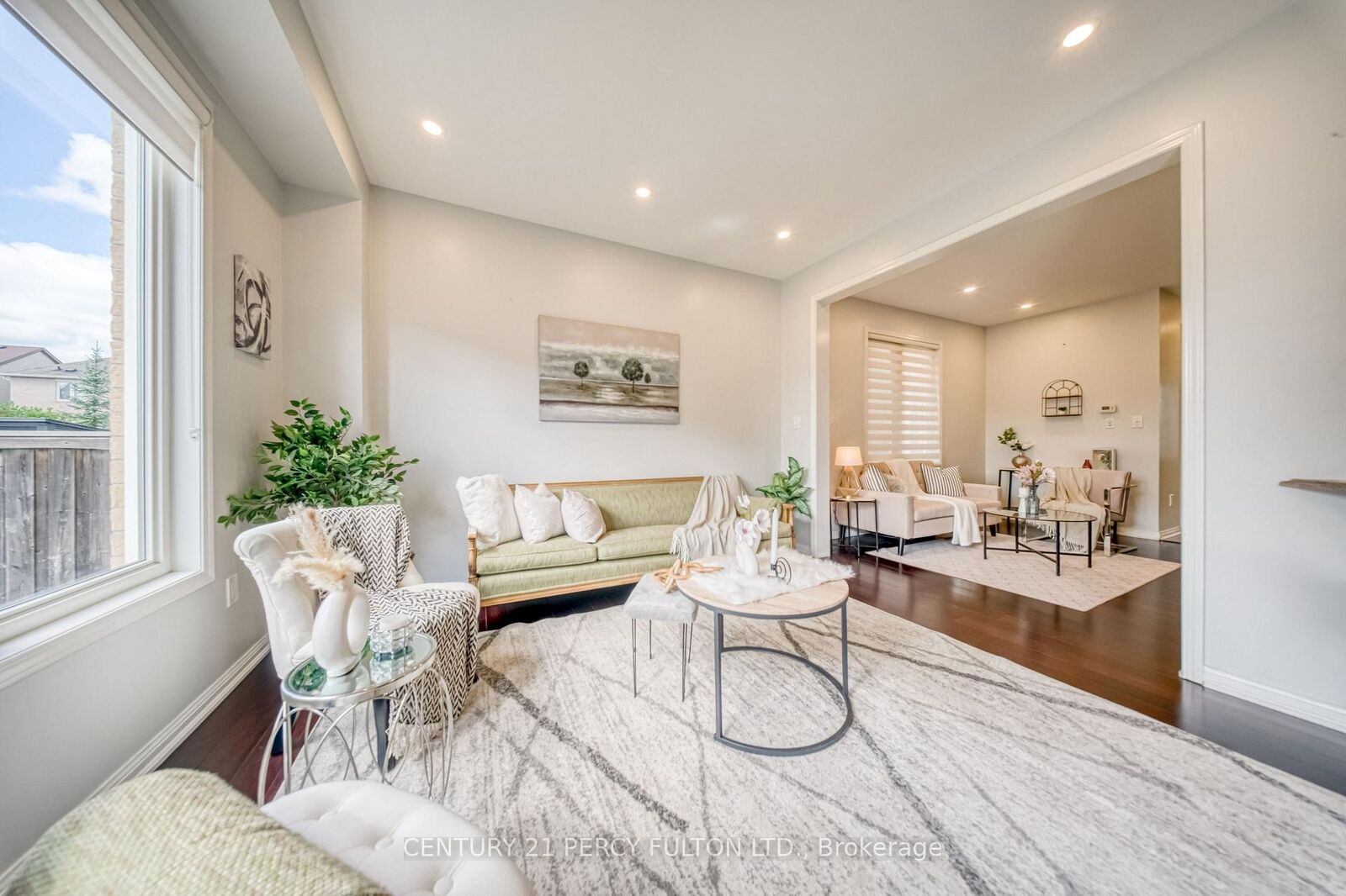 Property Photo:  1749 Liatris Drive  ON L1X 0B2 