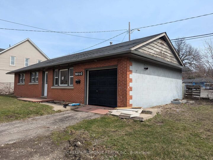 Property Photo:  103 Water Street S 1/2  ON N1R 3E1 